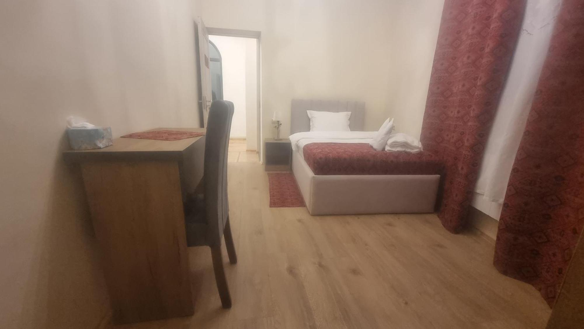 Дехцени Hotel Дилиян Екстериор снимка